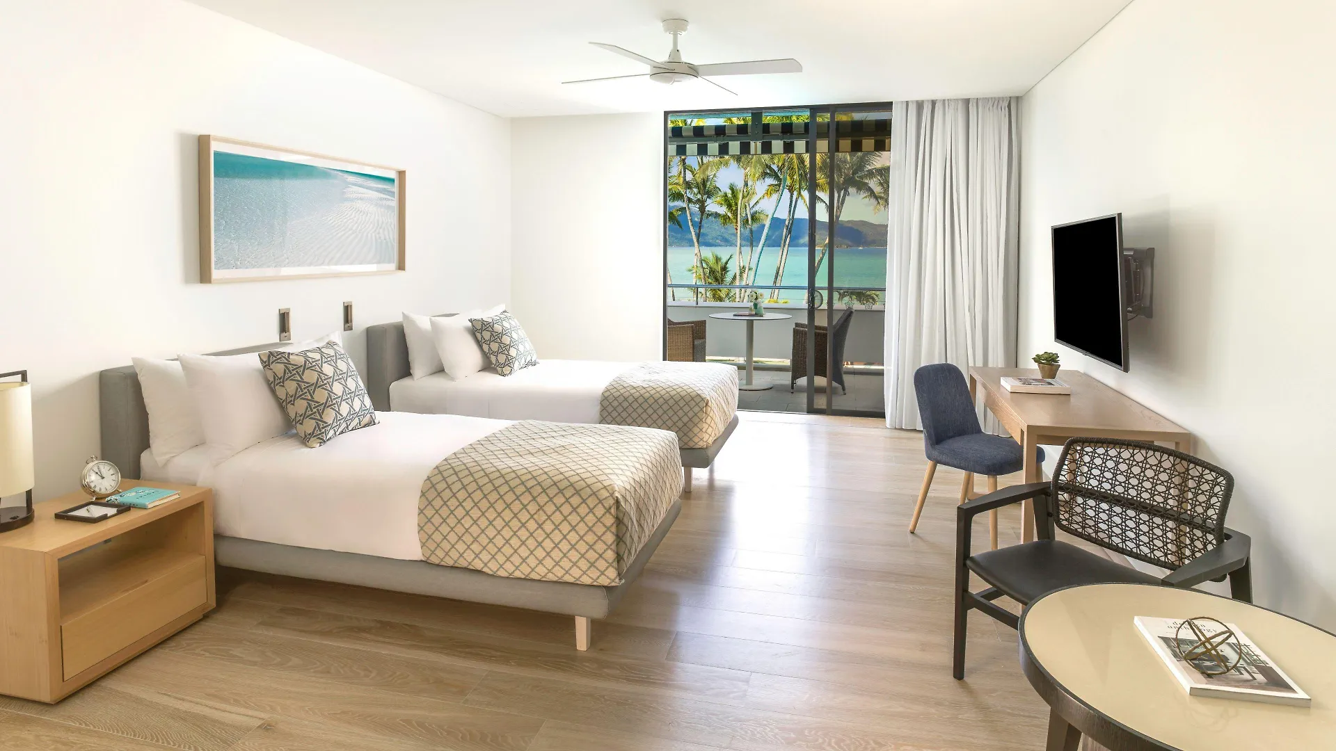 Resort Intercontinental Hayman Great Barrier Reef Hotel Hayman Island