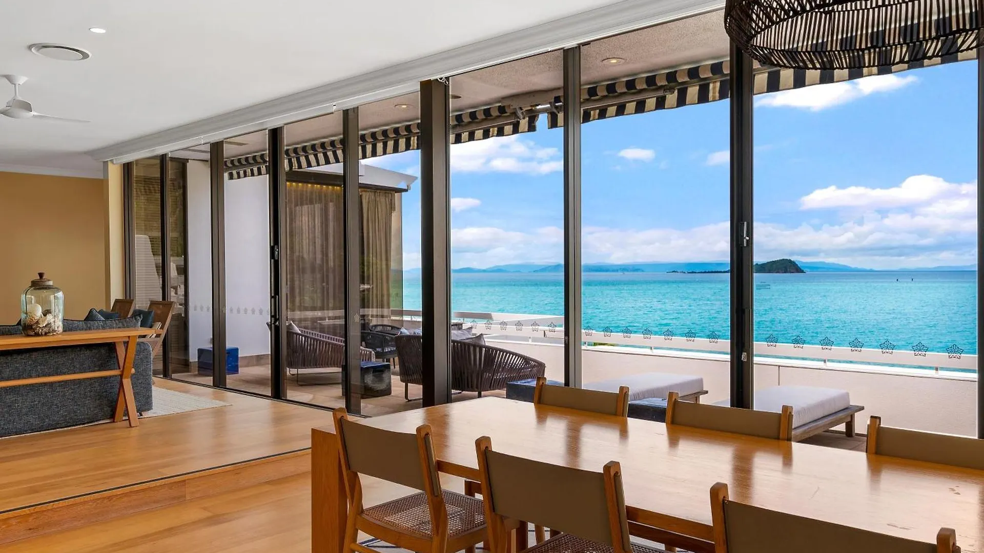 Intercontinental Hayman Great Barrier Reef Hotel Hayman Island